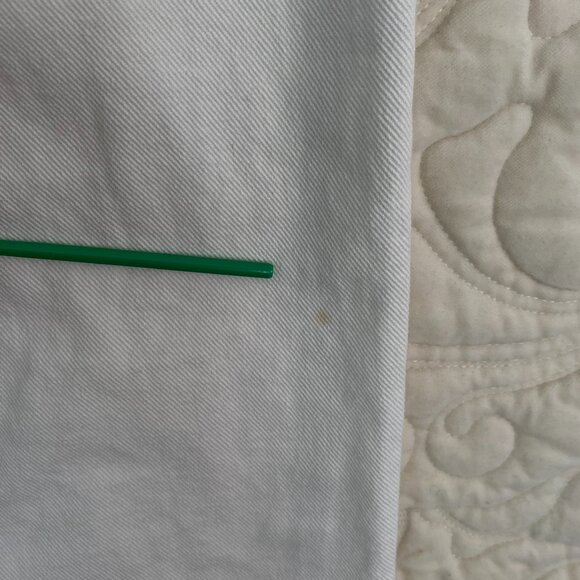 MNG Denim White Mom Jeans Button Fly Relaxed Fit Size 8 - Picture 9 of 13